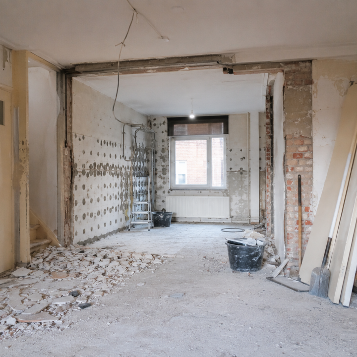 Sloopwerkzaamheden in Den Haag voor renovatie en verbouwing